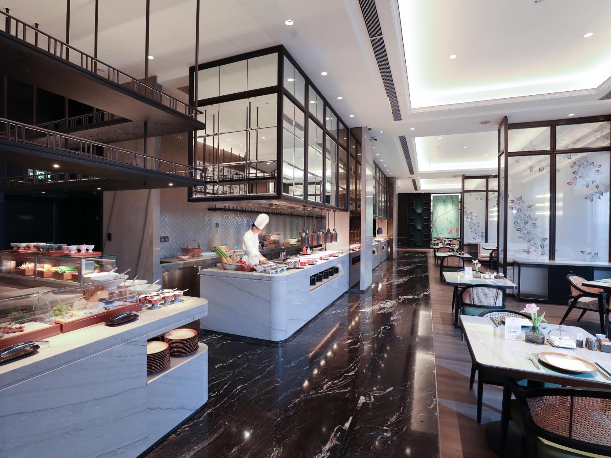 Kingdom Hotel Іу Екстер'єр фото