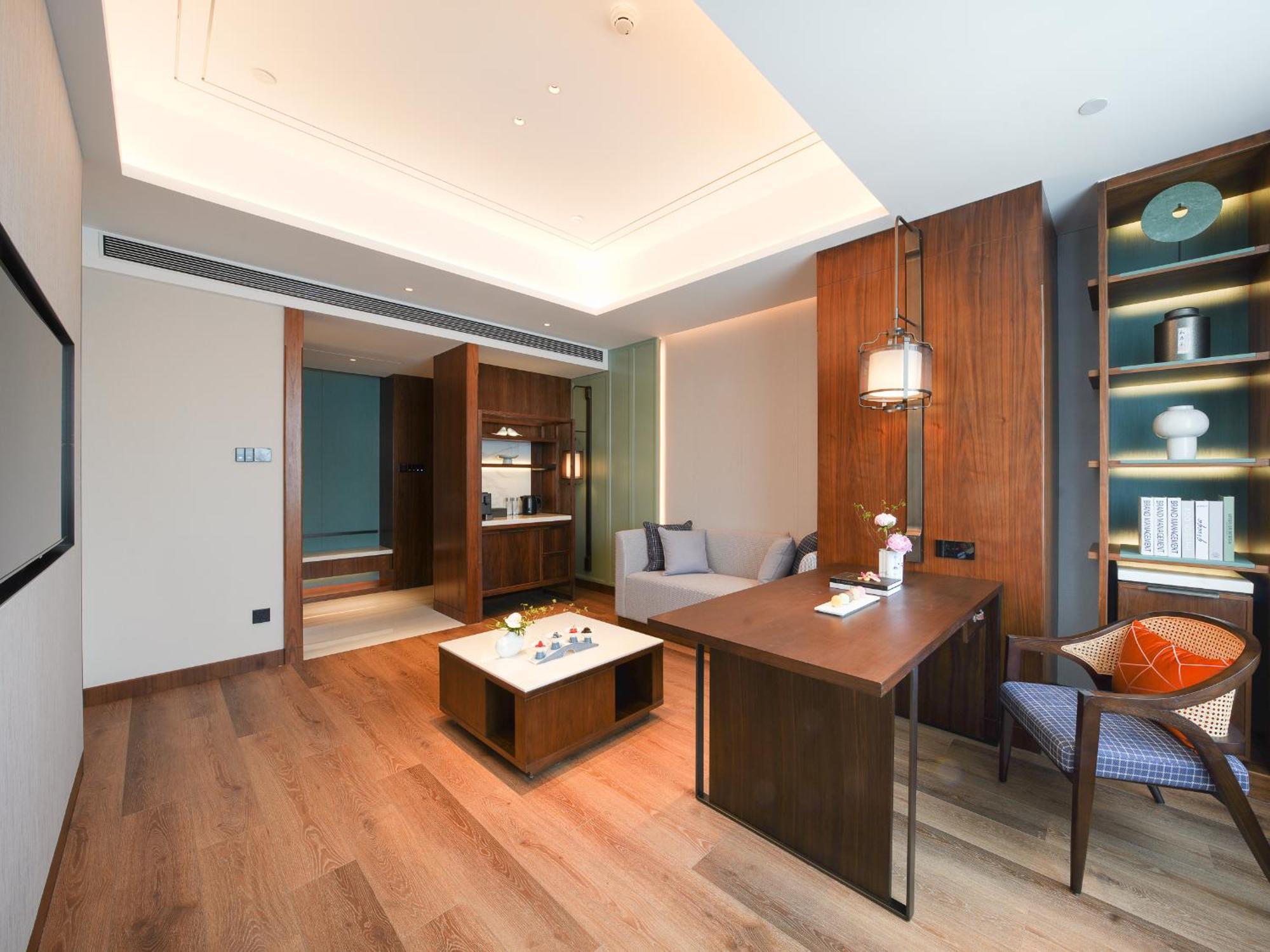 Kingdom Hotel Іу Екстер'єр фото
