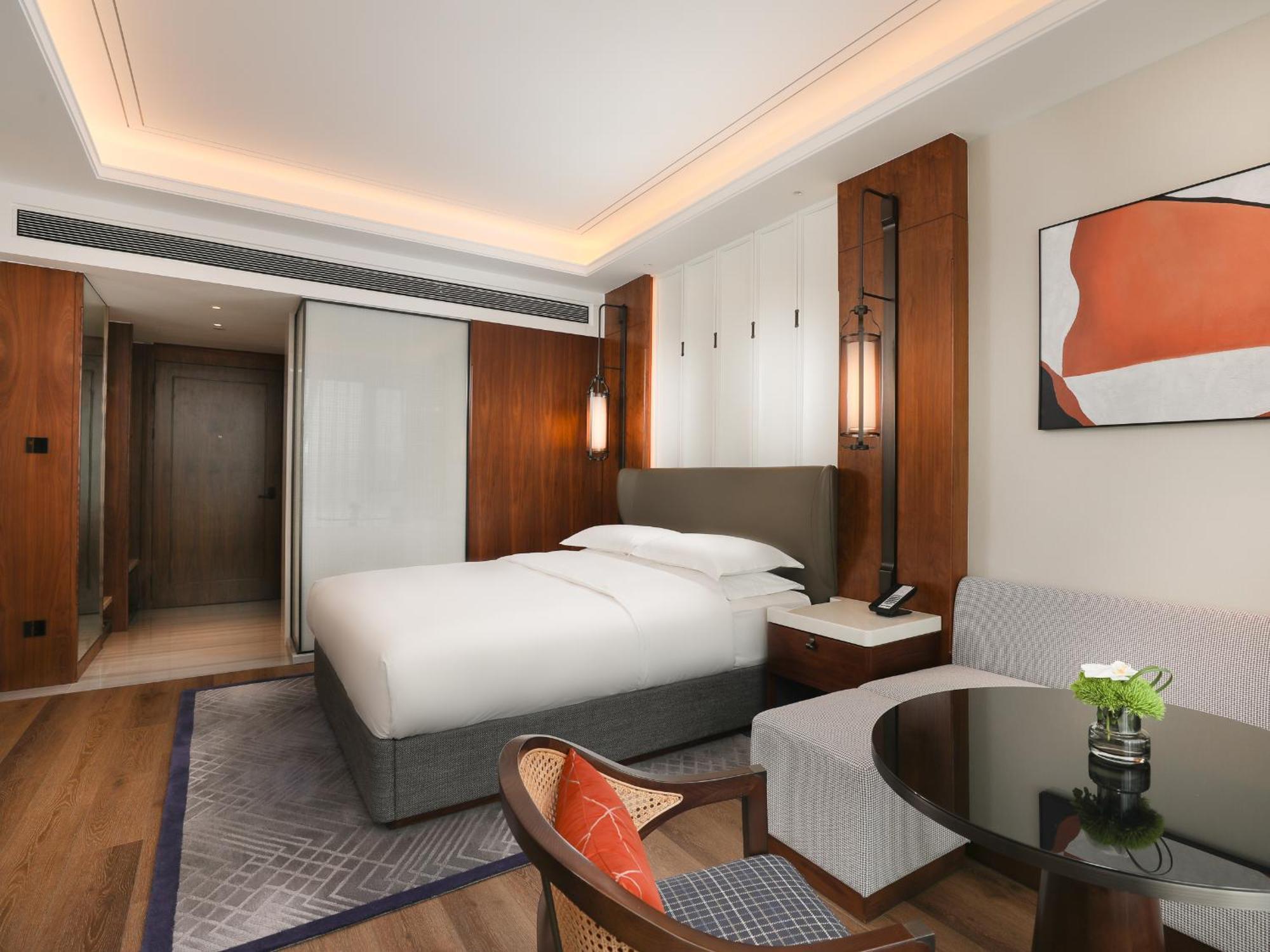 Kingdom Hotel Іу Екстер'єр фото